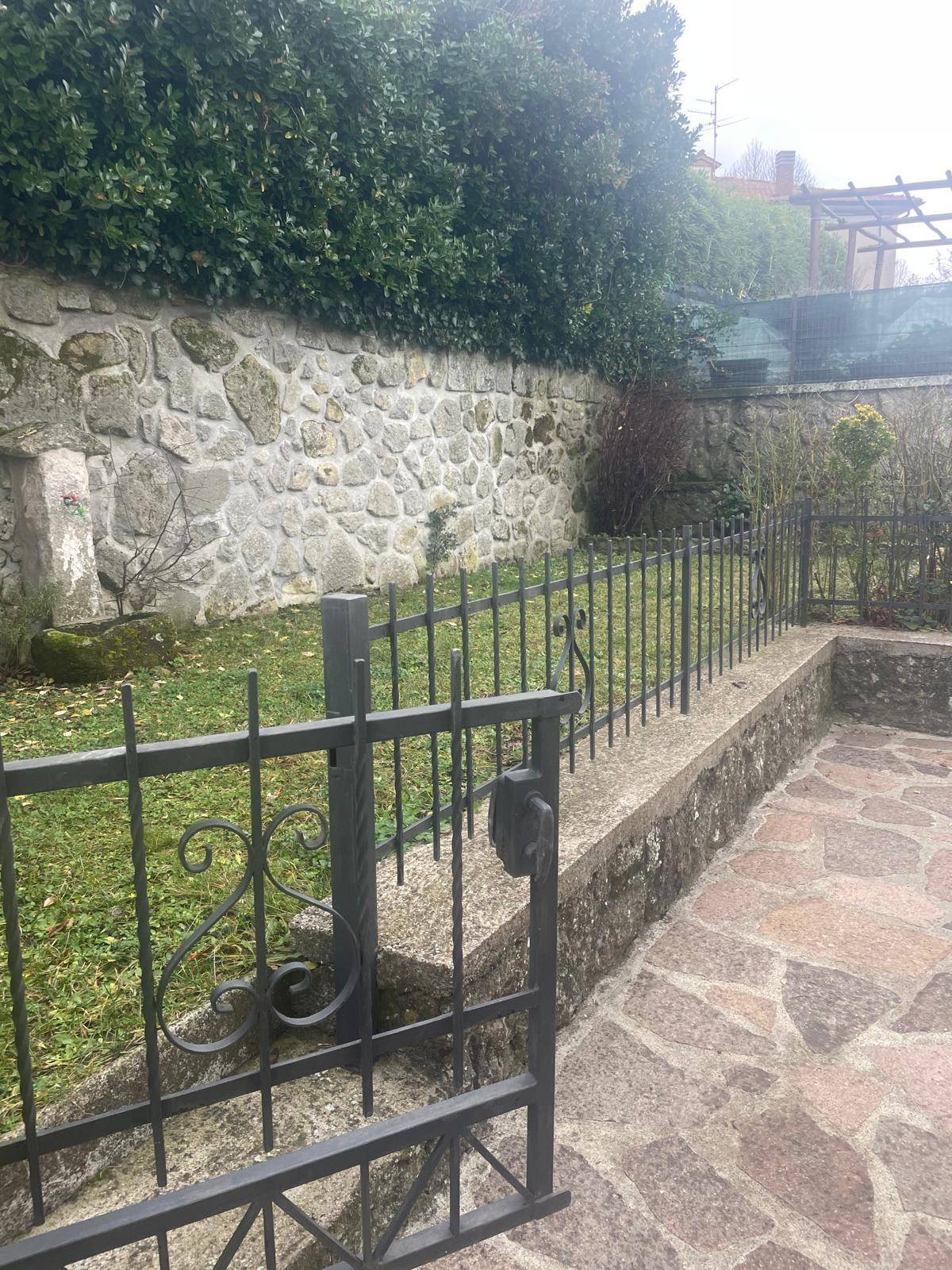 Appartamento in vendita a Santa Fiora