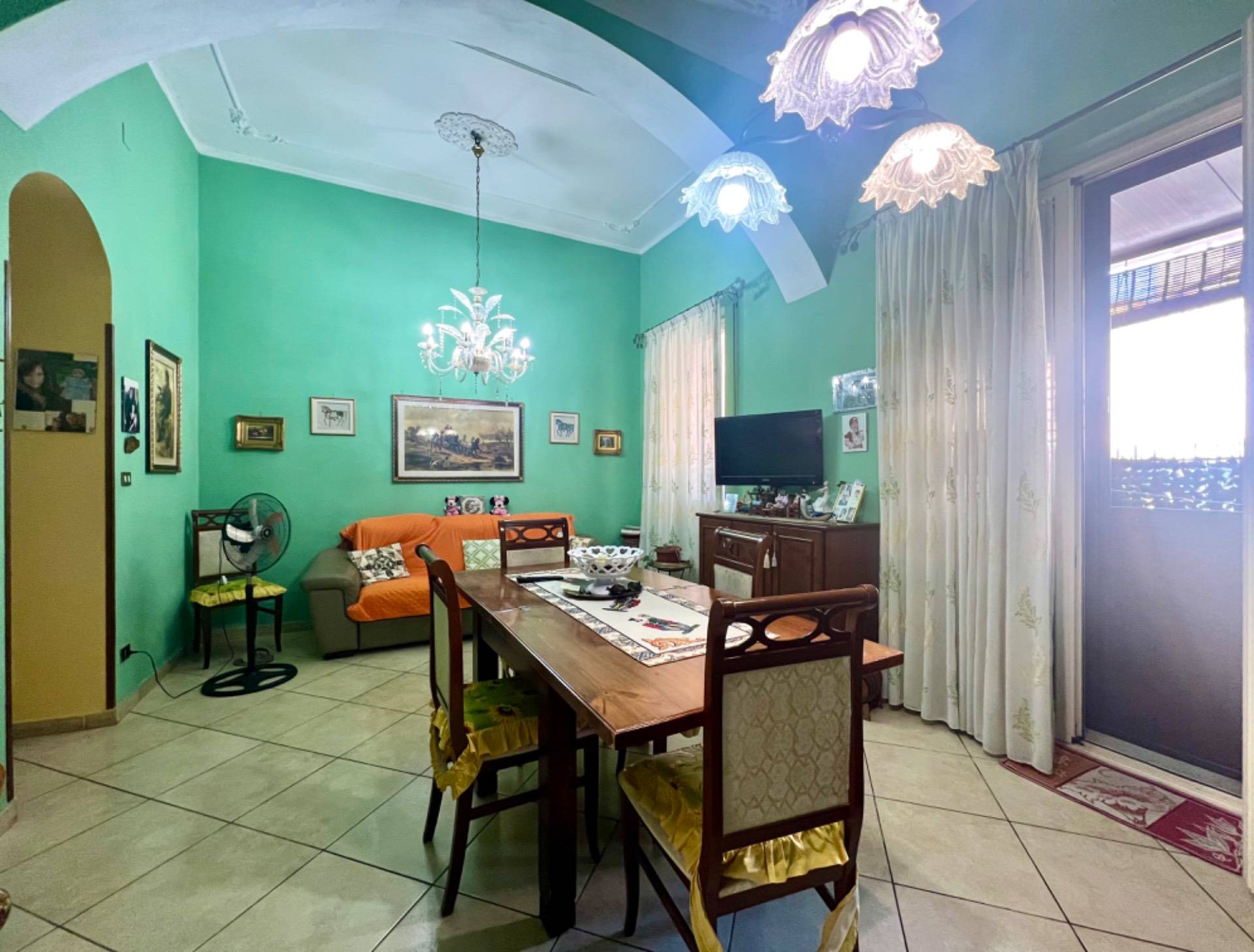 Appartamento in vendita a Palermo, Corso dei Mille