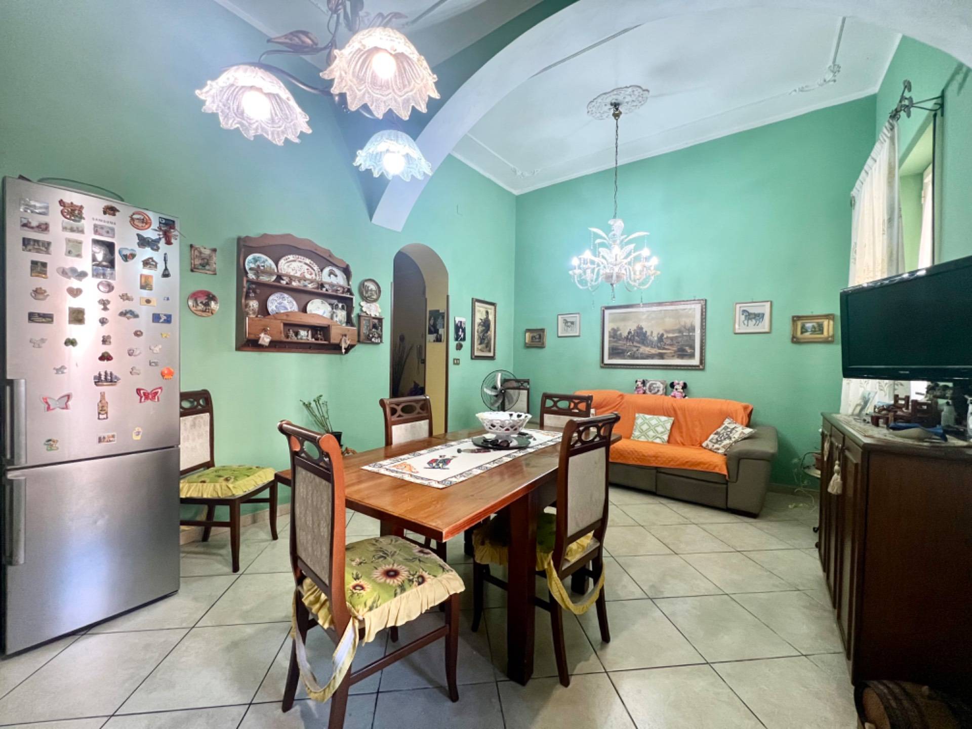 Appartamento in vendita a Palermo, Corso dei Mille