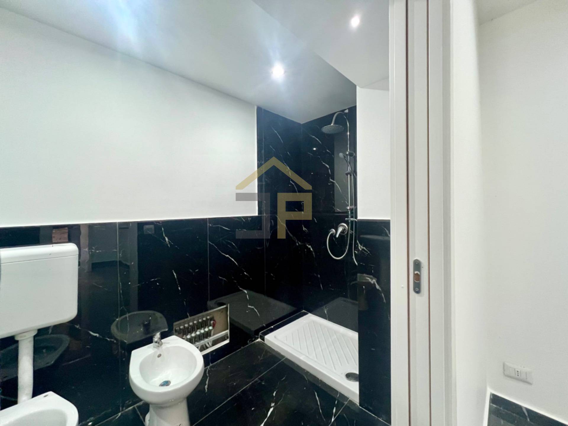 Appartamento in vendita a Palermo, Centro storico