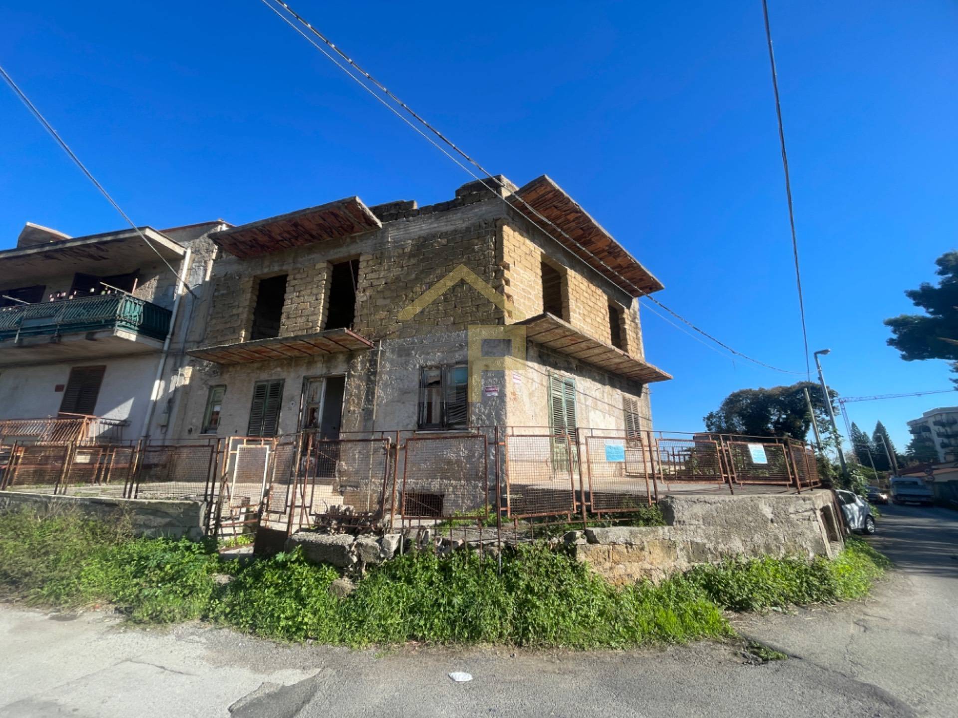 Palazzina in vendita a Palermo, Calatafimi