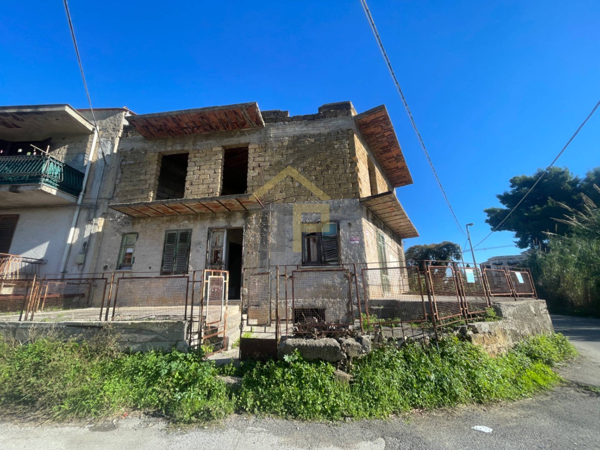 Palazzina in vendita a Palermo, Calatafimi