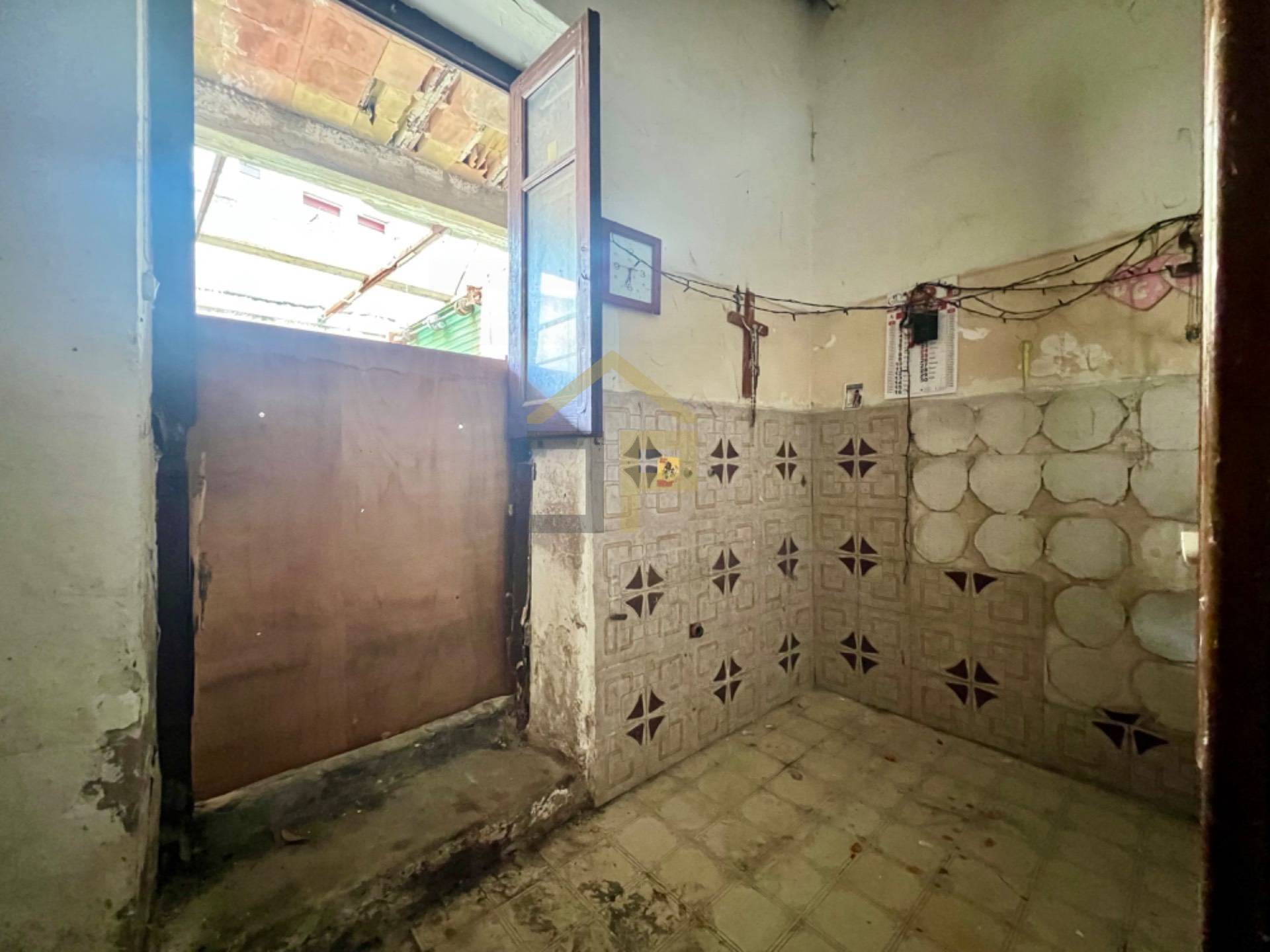 Appartamento in vendita a Palermo, Corso dei Mille