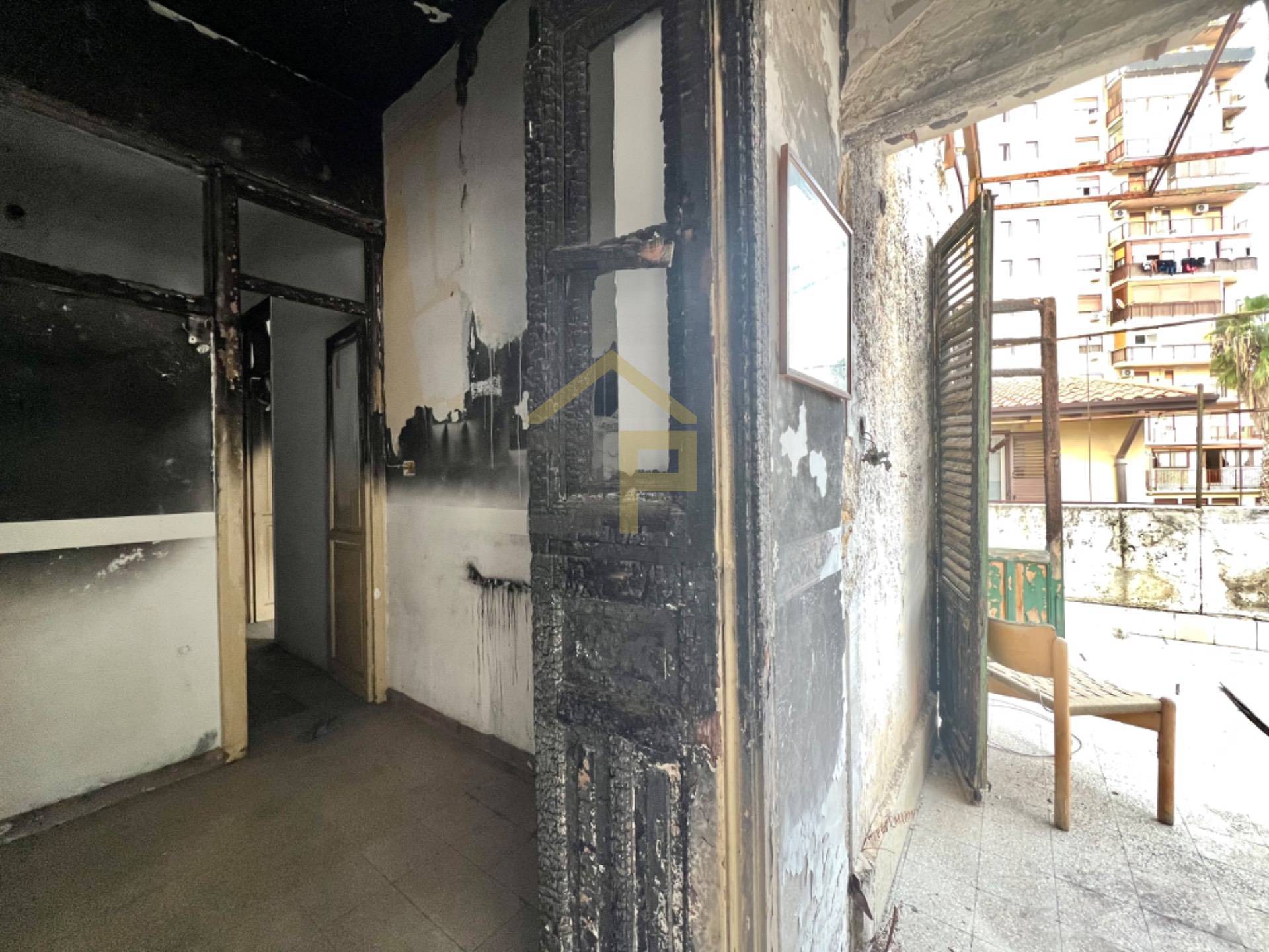 Appartamento in vendita a Palermo, Corso dei Mille