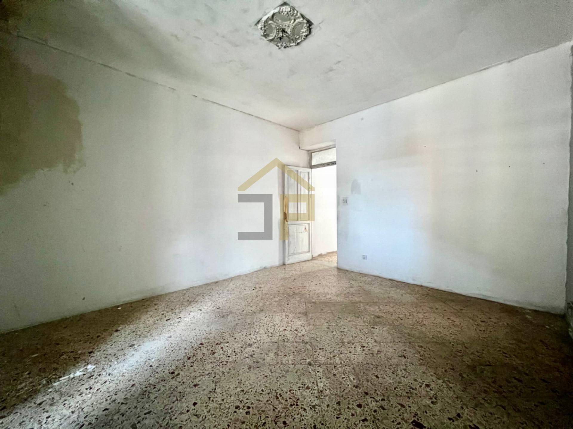 Appartamento in vendita a Palermo, Corso dei Mille