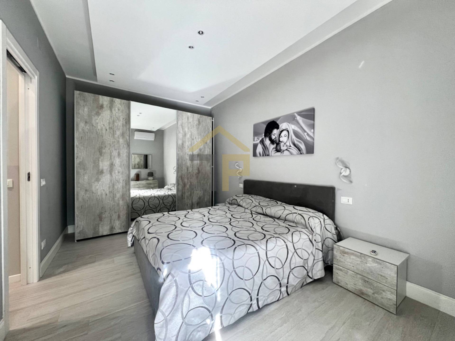 Appartamento in vendita a Palermo, Centro storico