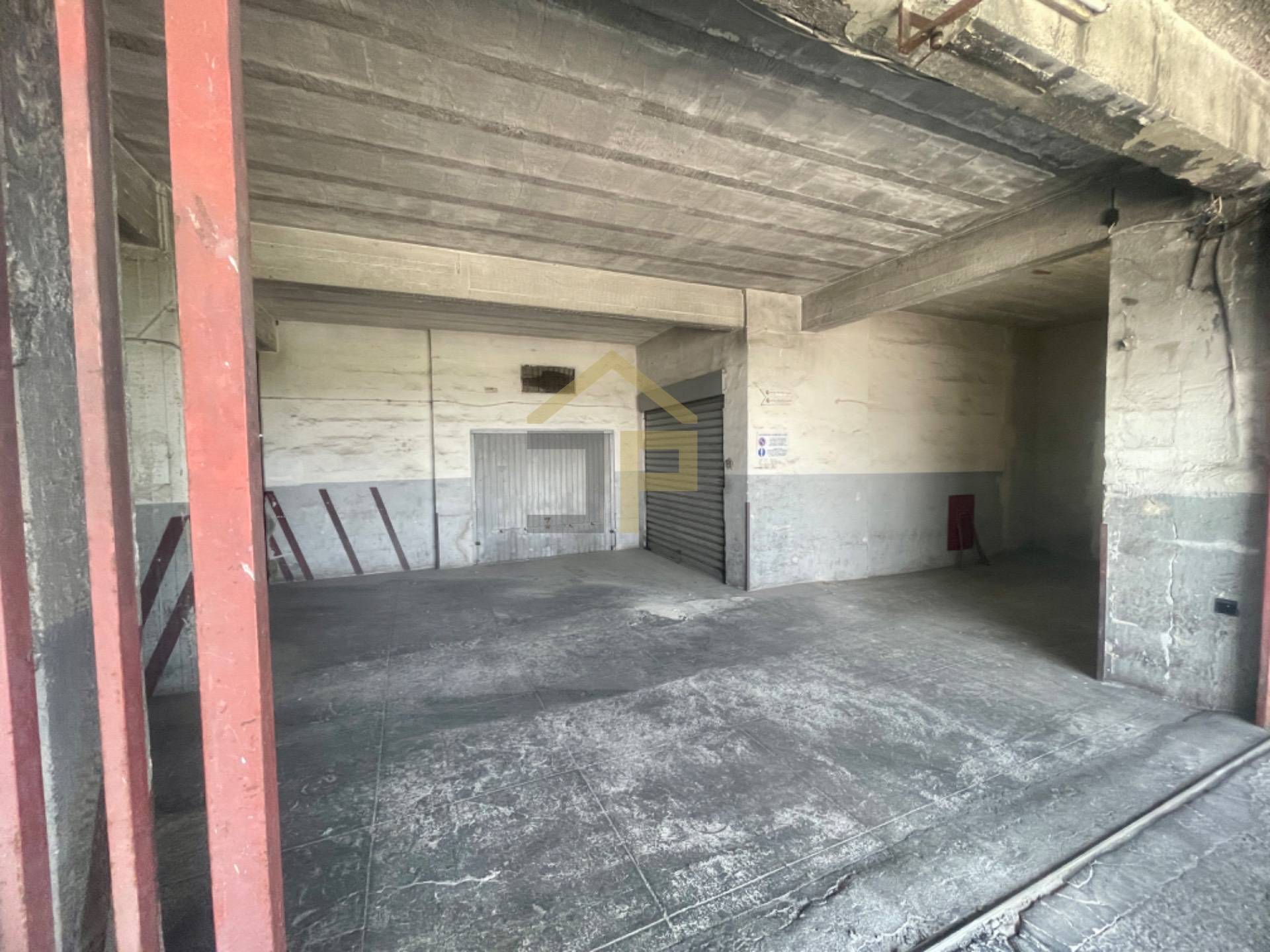 Magazzino in vendita a Palermo