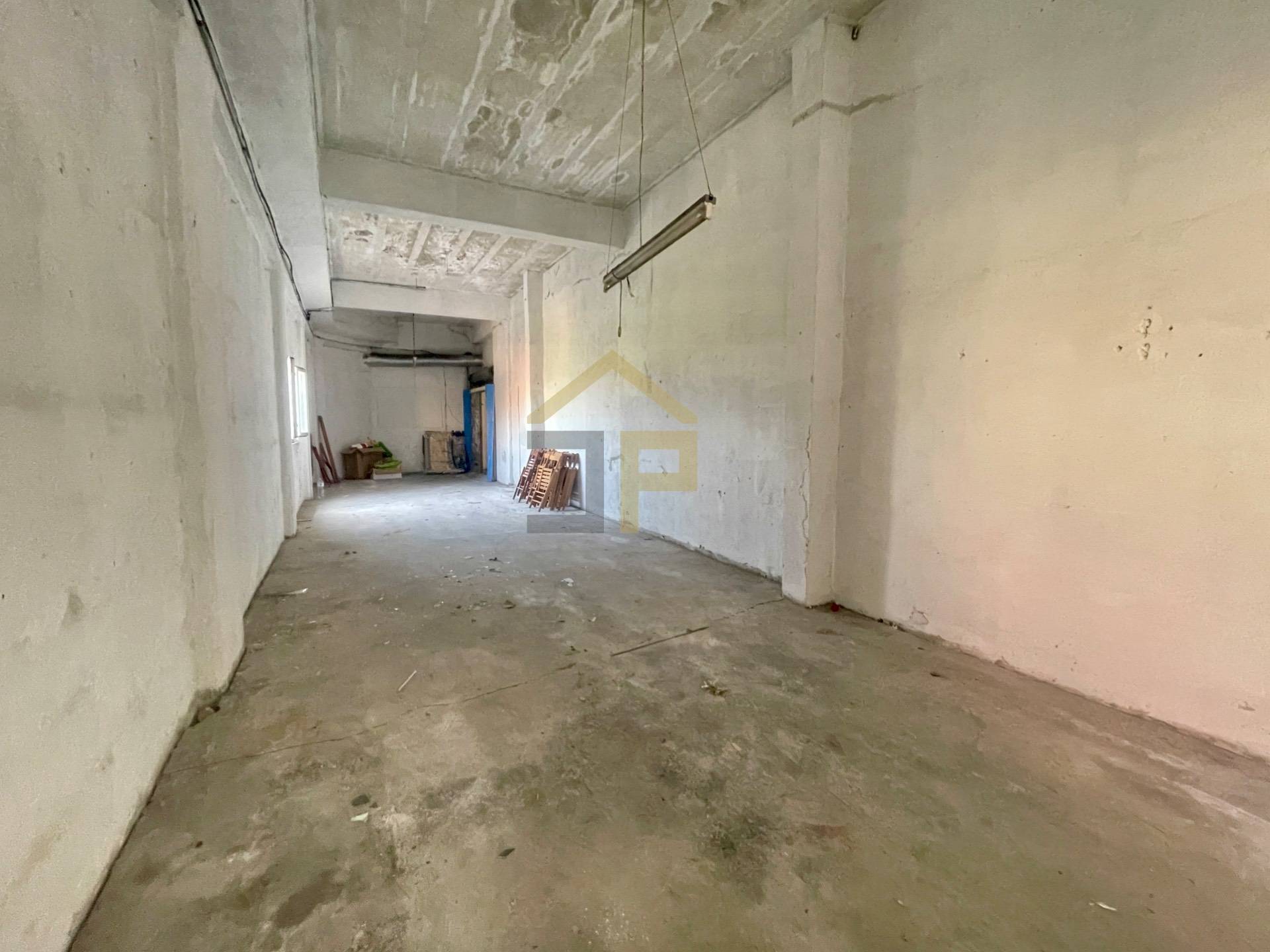 Magazzino in vendita a Palermo