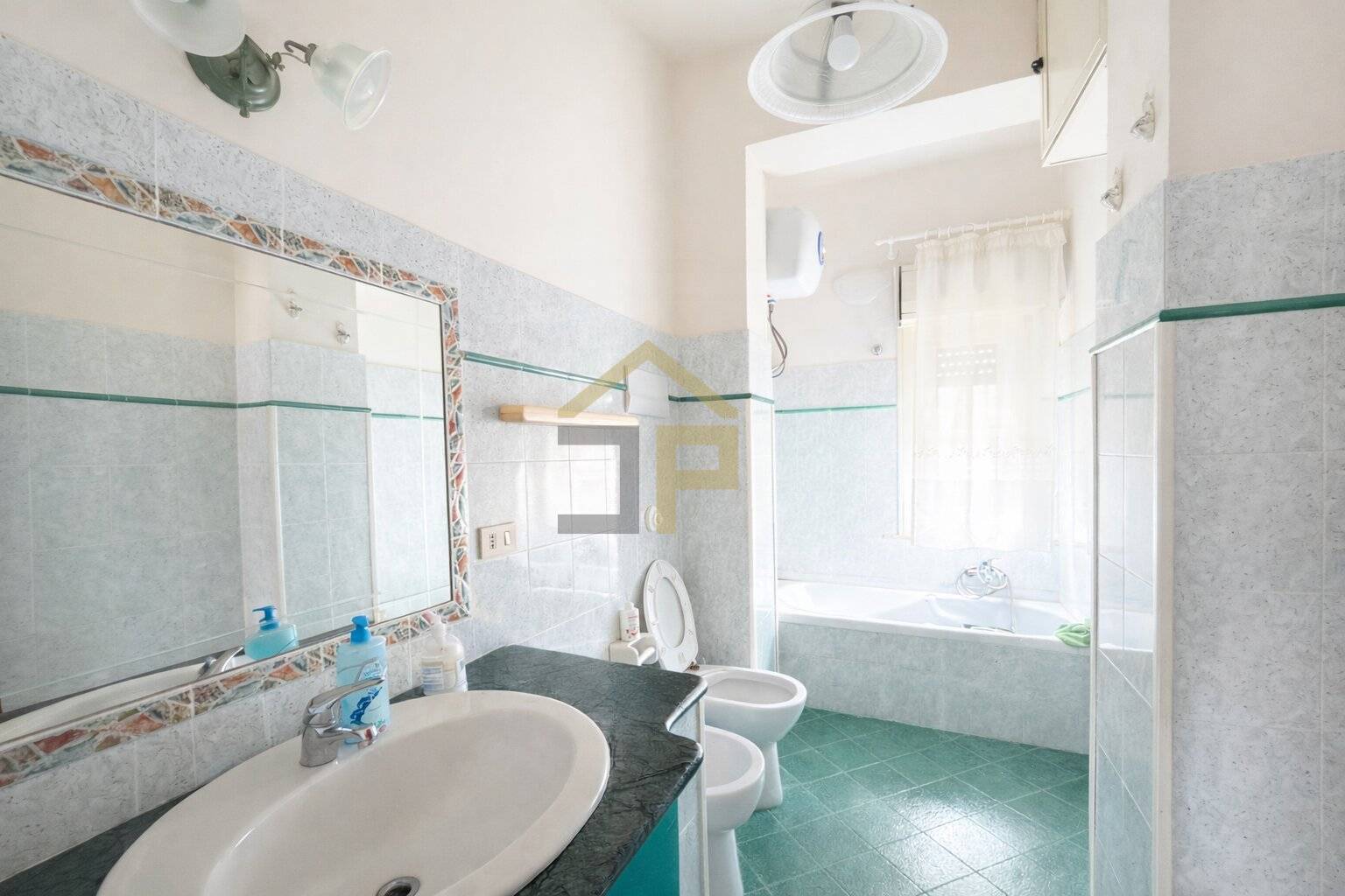 Appartamento in vendita a Palermo, Corso dei Mille