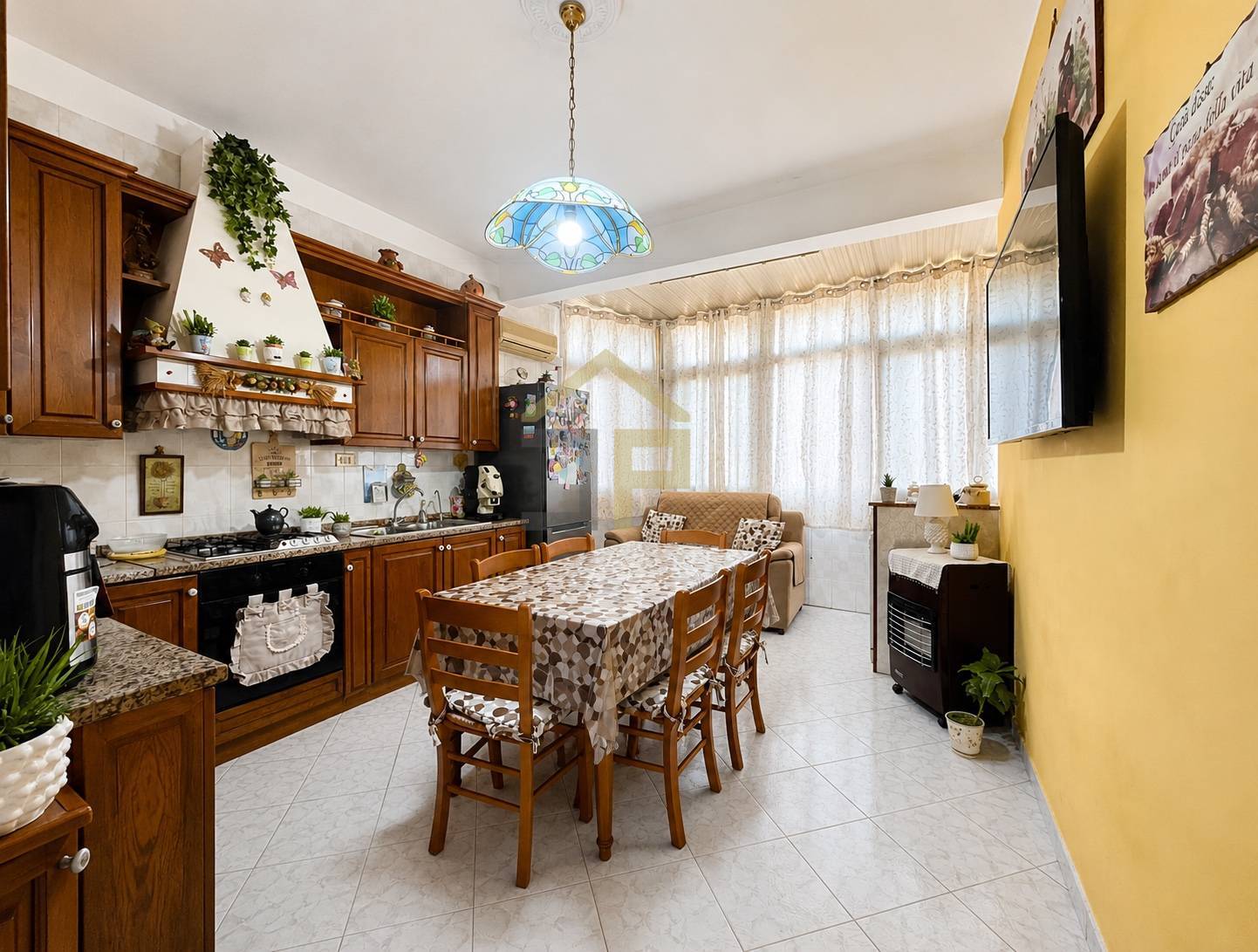 Appartamento in vendita a Palermo, Borgonuovo