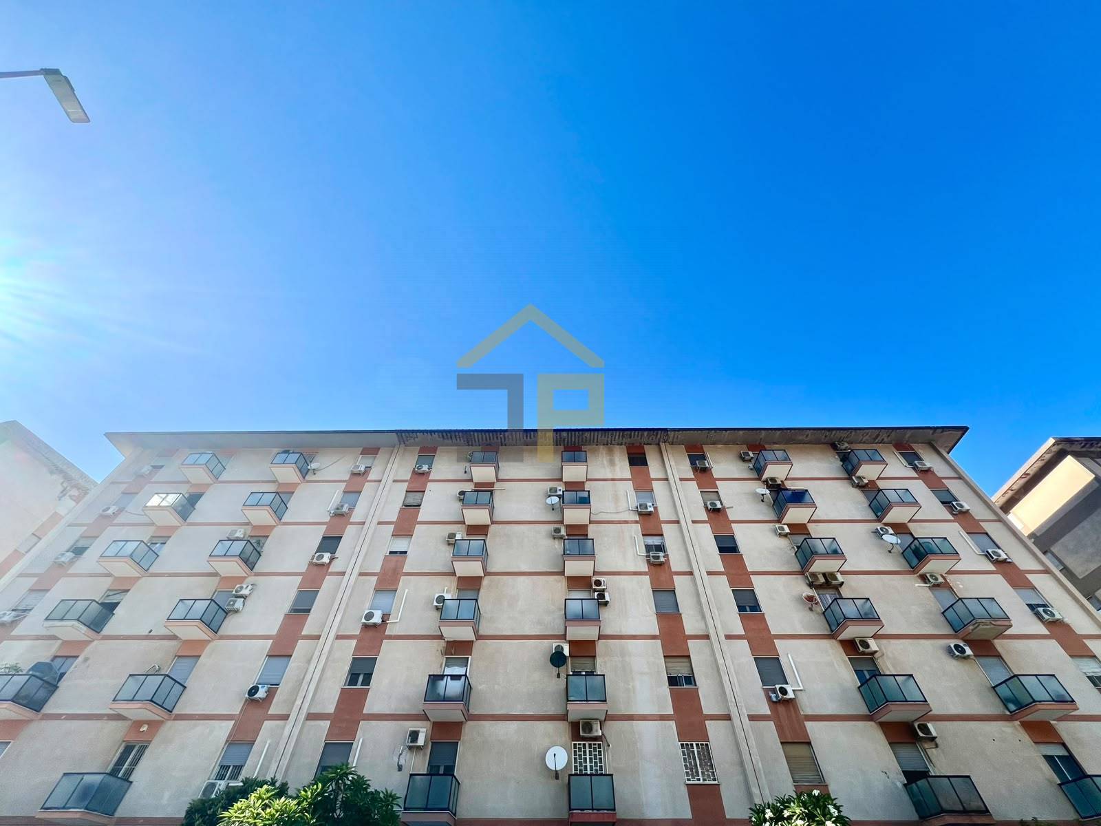 Appartamento in vendita a Palermo, Borgonuovo