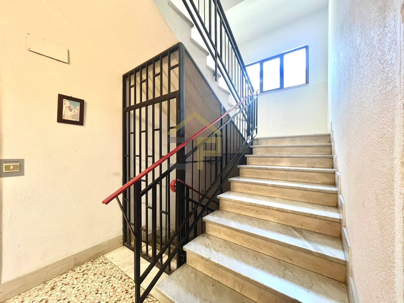Appartamento in vendita a Palermo, Borgonuovo