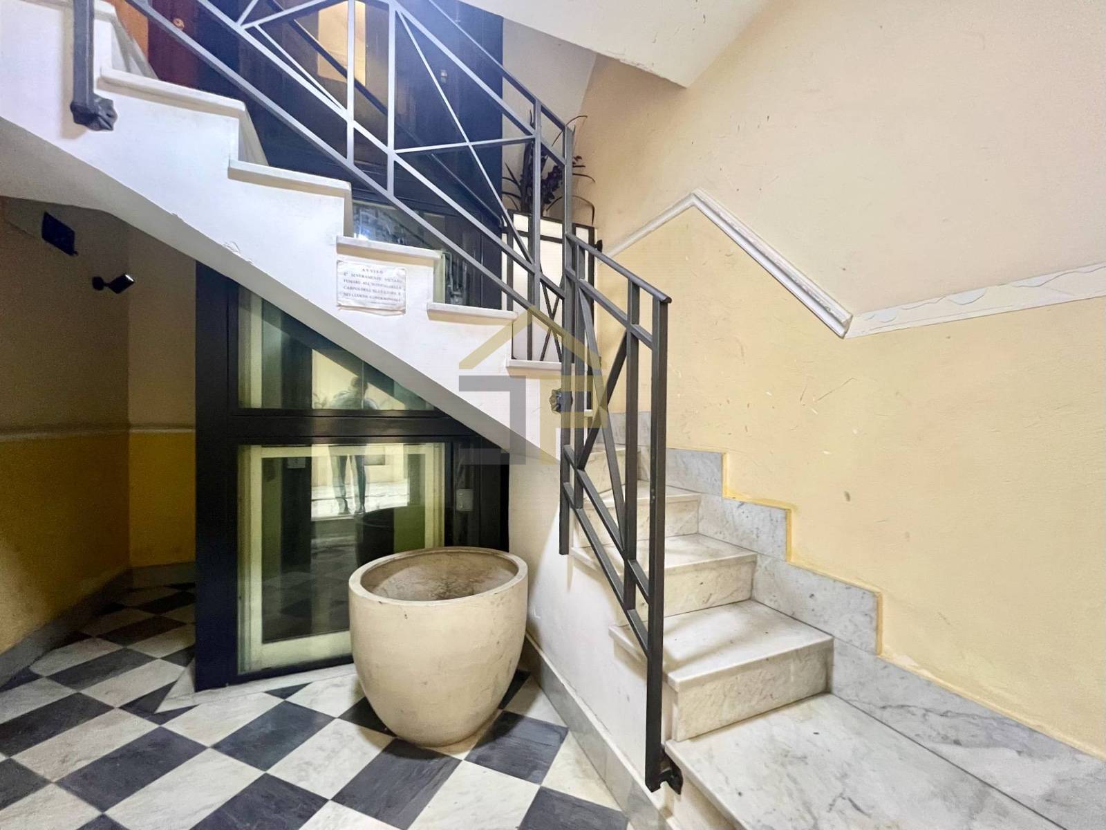 Appartamento in vendita a Palermo, Centro storico