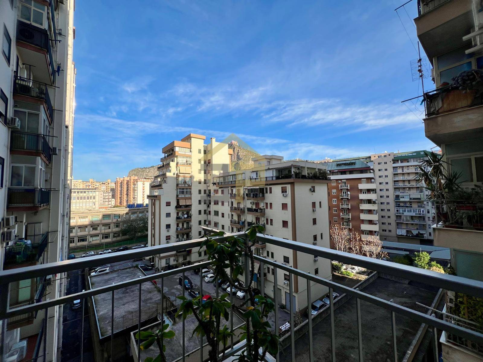 Appartamento in vendita a Palermo, Fiera