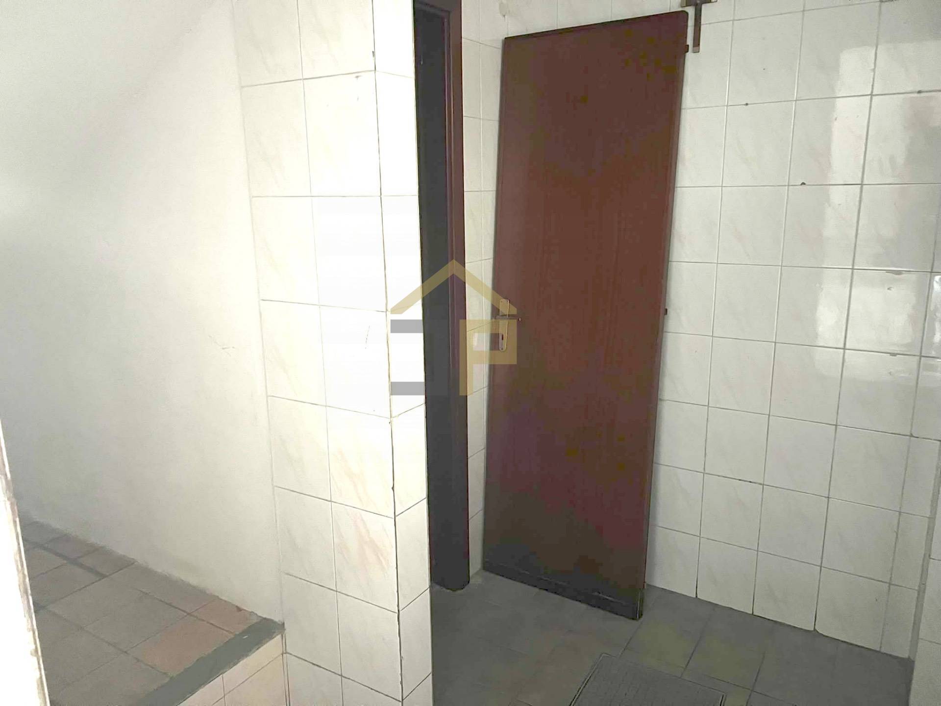 Magazzino in vendita a Palermo, Corso dei Mille