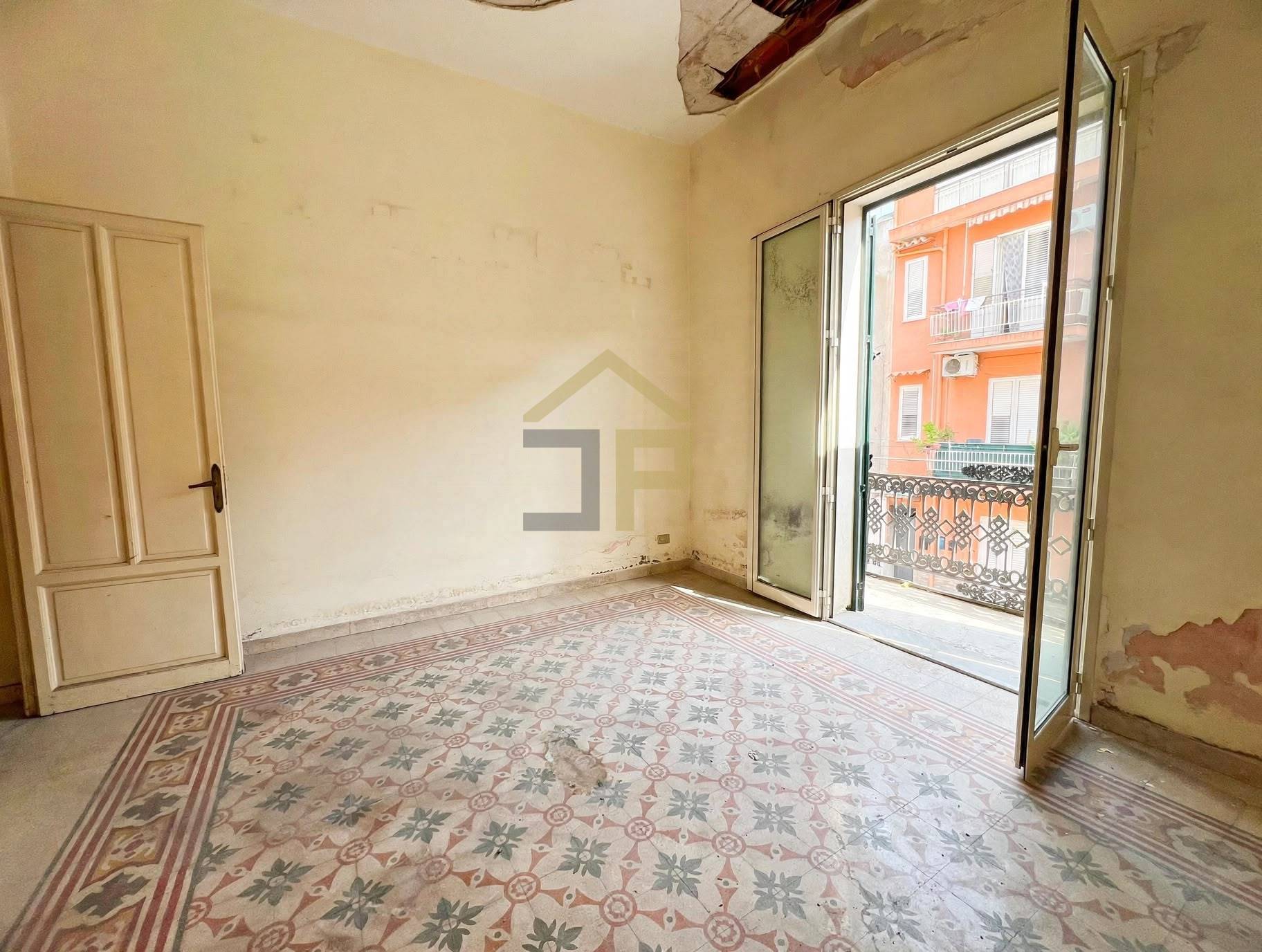 Palazzina in vendita a Palermo, Corso dei Mille