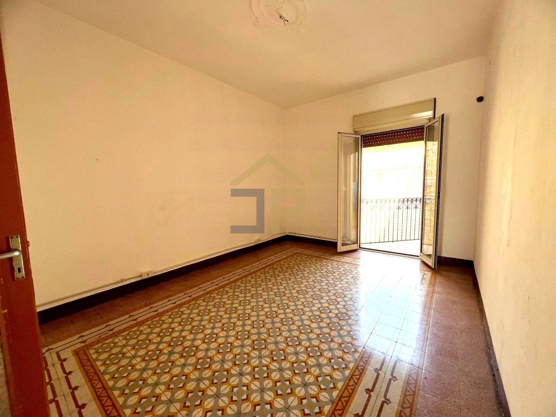Appartamento in vendita a Palermo, Corso dei Mille