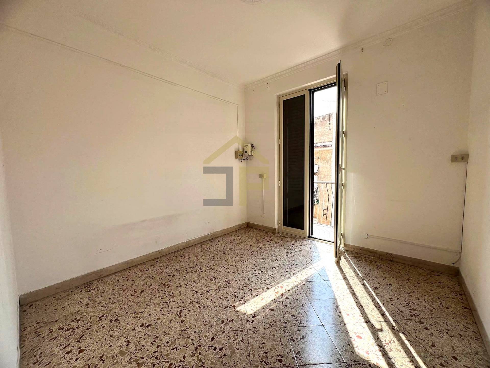 Appartamento in vendita a Palermo, Corso dei Mille