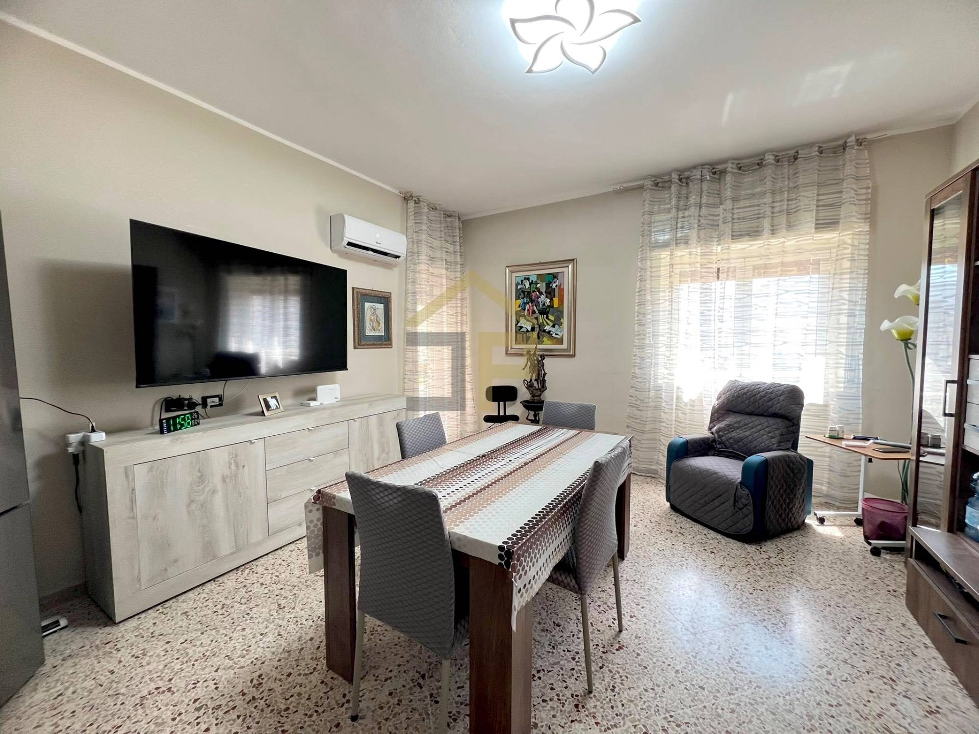 Appartamento in vendita a Palermo, Indipendenza
