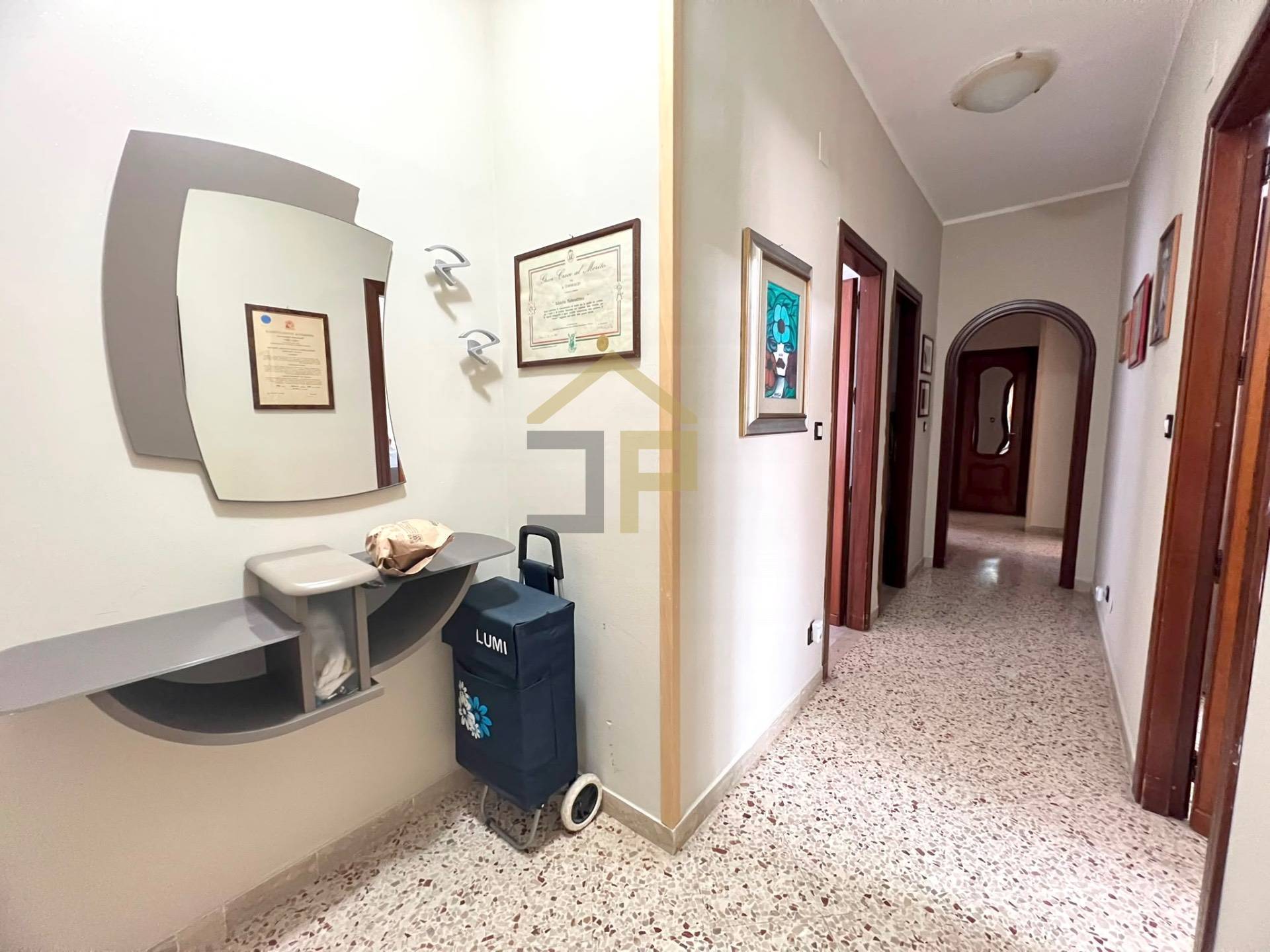 Appartamento in vendita a Palermo, Indipendenza