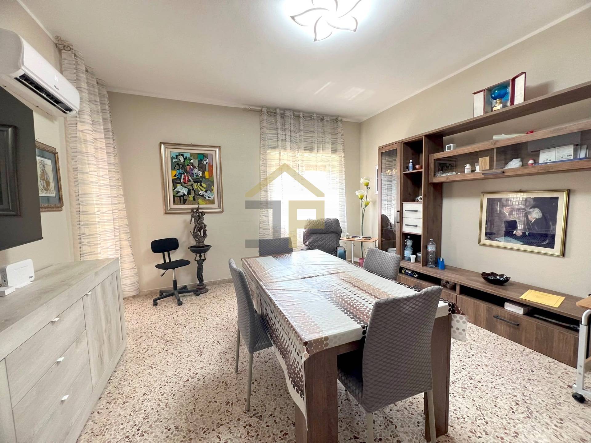 Appartamento in vendita a Palermo, Indipendenza