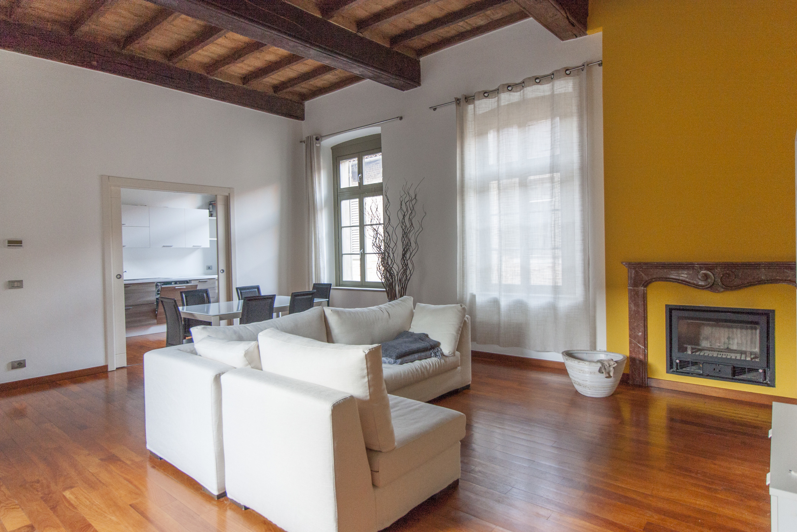 Bilocale con box in via vittorio emanuele 120, Cherasco