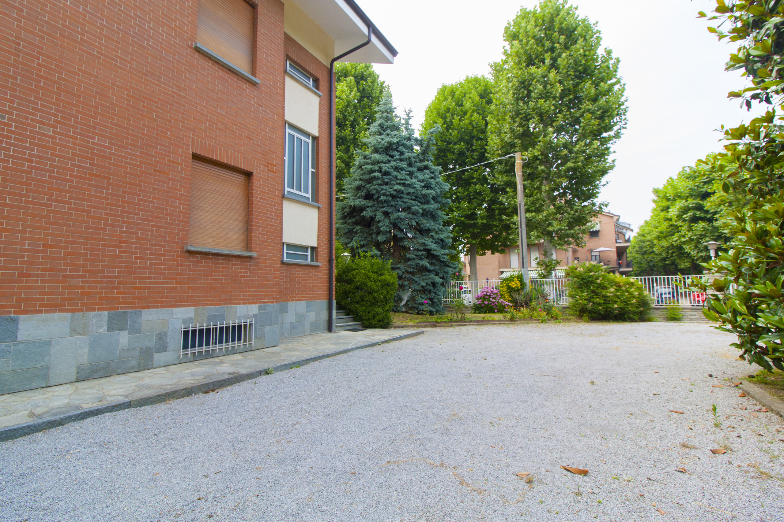 Casa indipendente con giardino in via g.b.adriani 2, Cherasco