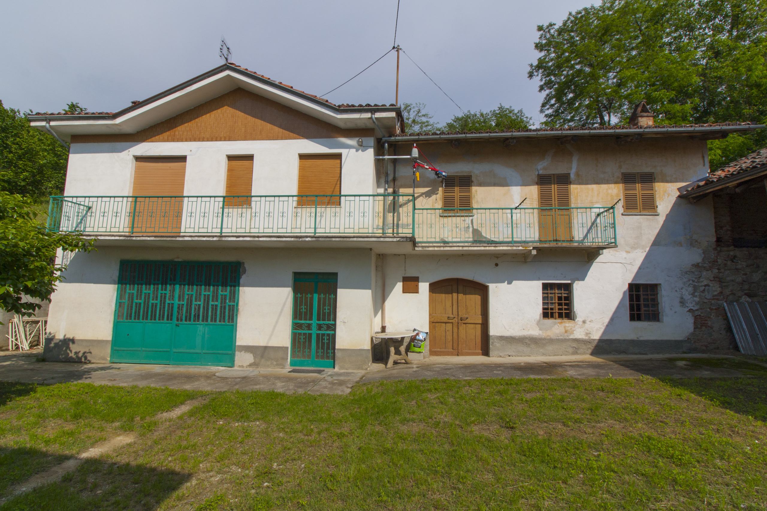 Casa indipendente con giardino in via meane 35, Cherasco