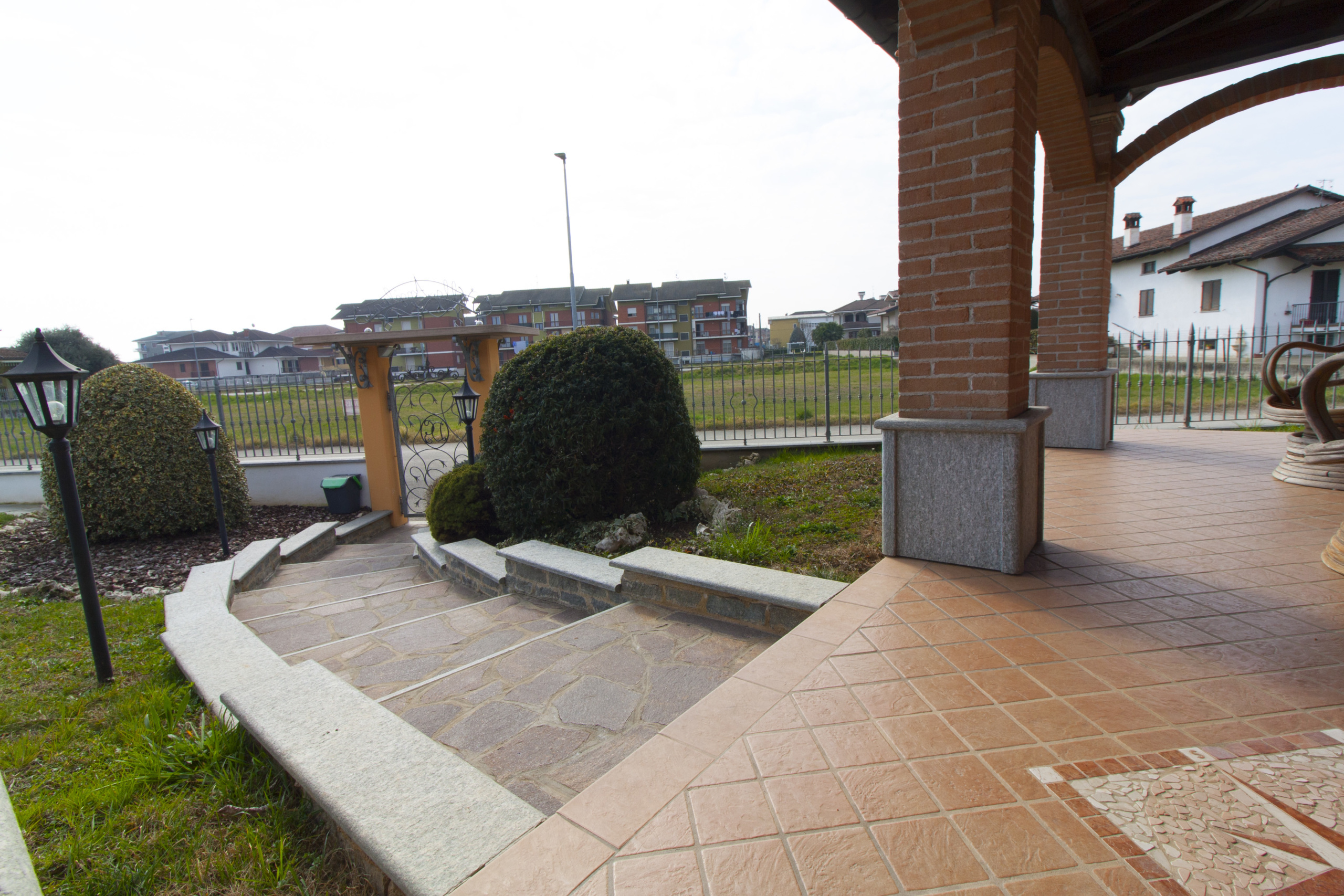 Villa con box doppio in via risorgimento, Narzole