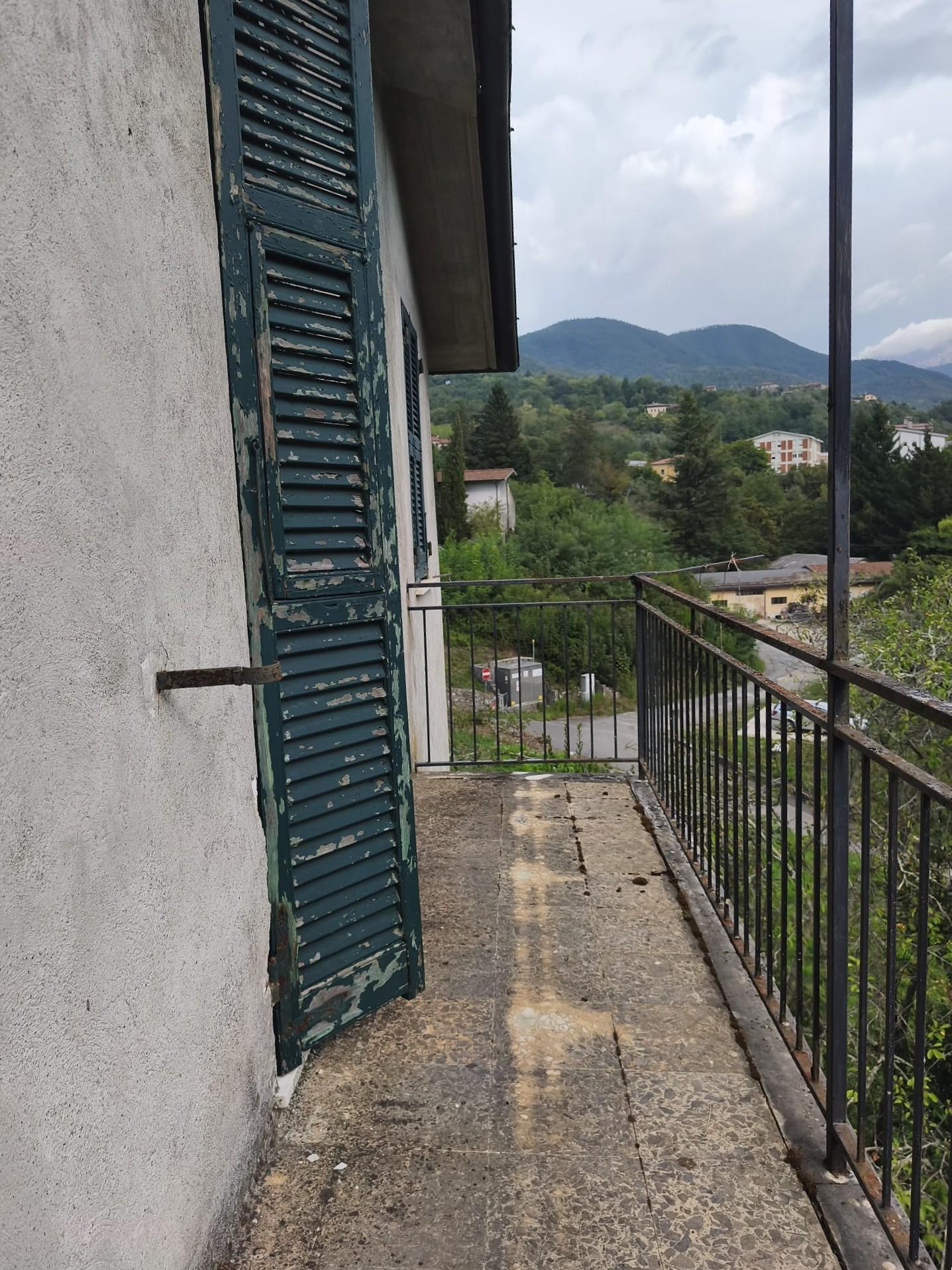 Quadrilocale da ristrutturare a Bagnone