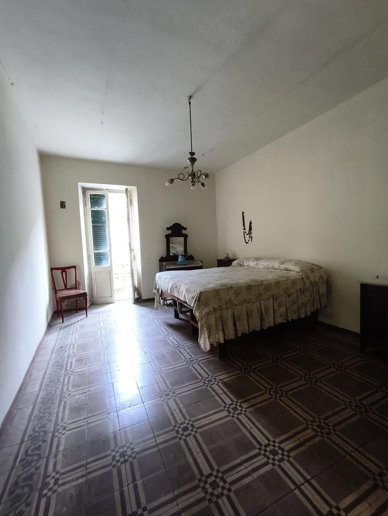 Quadrilocale da ristrutturare a Bagnone