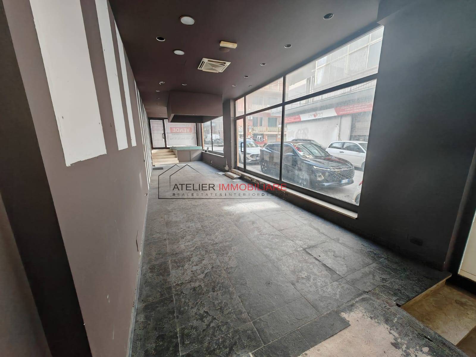 Locale commerciale in vendita a Ragusa