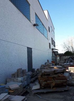 Locale commerciale in vendita a Volpiano