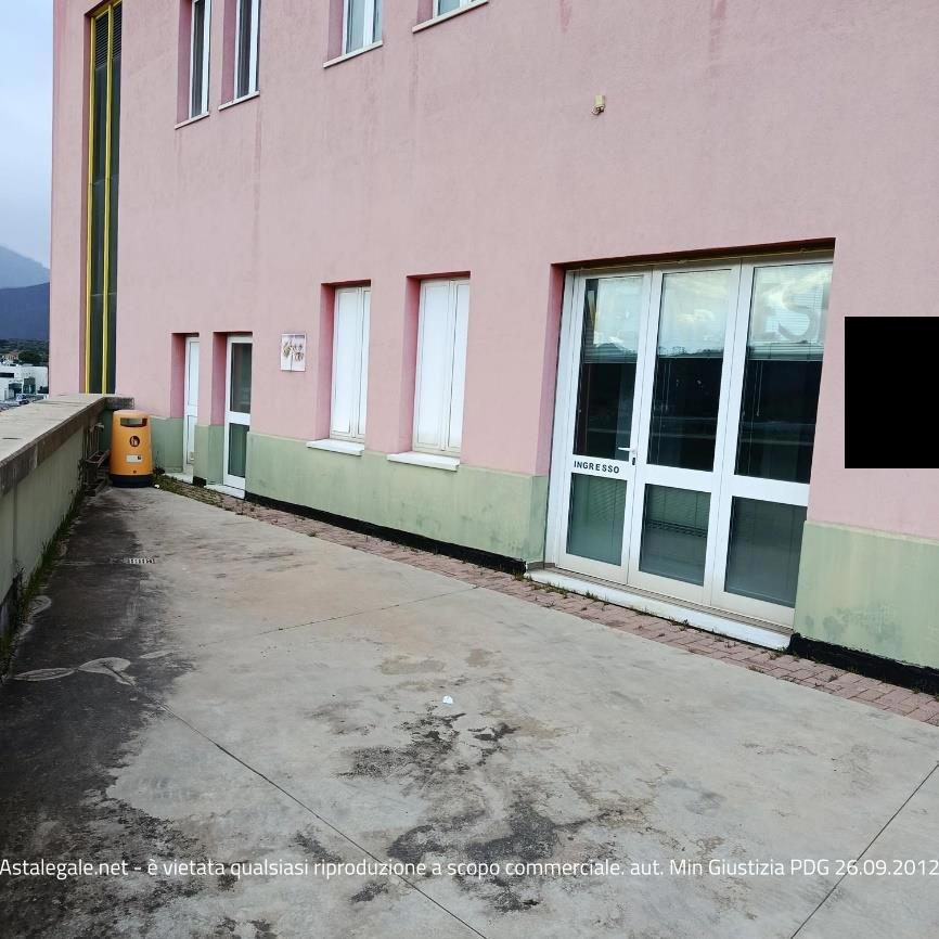 Ufficio in vendita a Albenga