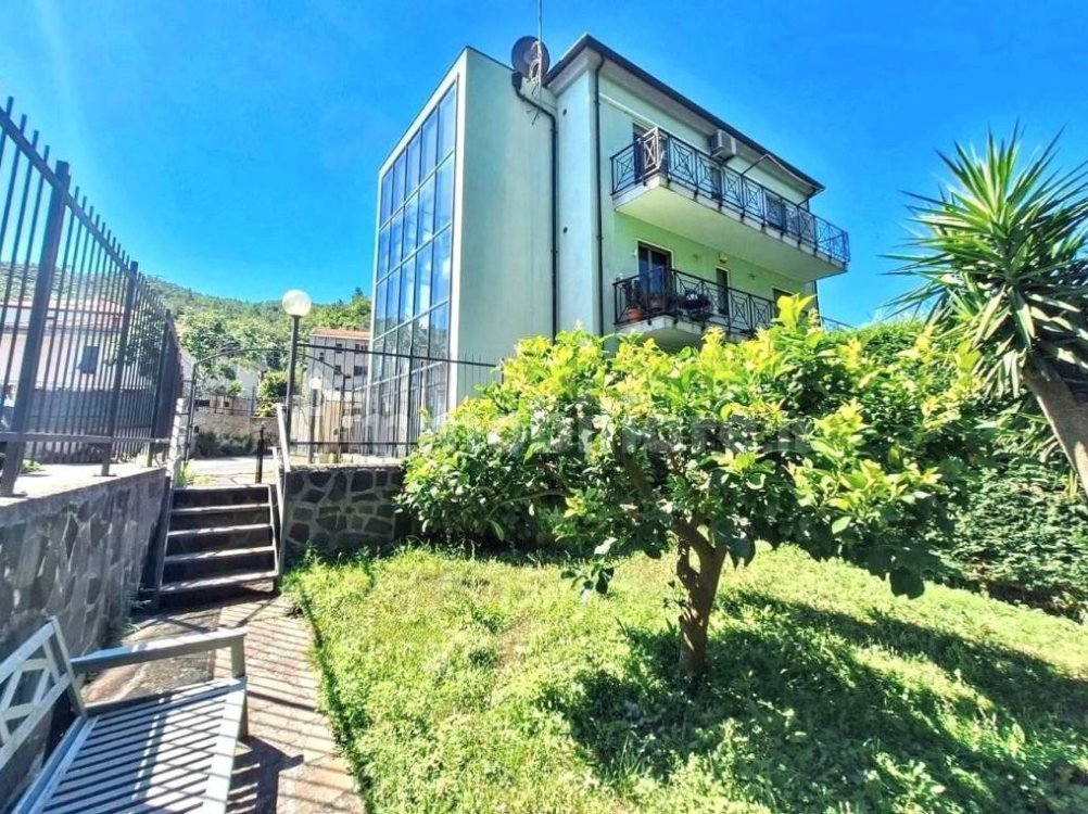 Bilocale in vendita, Vado Ligure sant'ermete