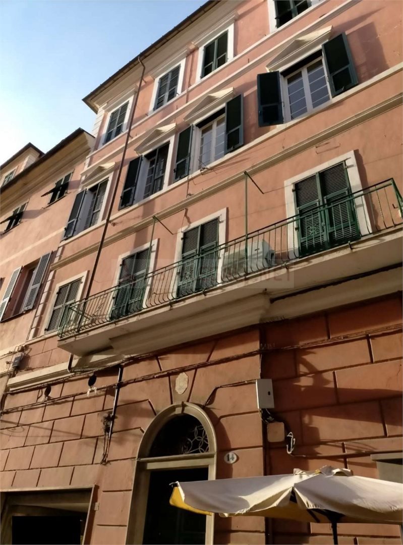 Appartamento in vendita a Imperia