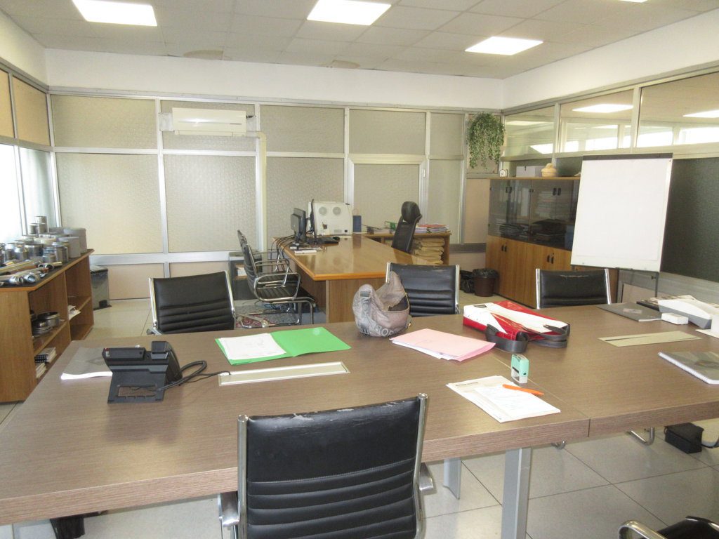 Locale commerciale in vendita a Nichelino