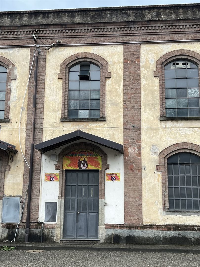 Locale commerciale in vendita a Chianocco