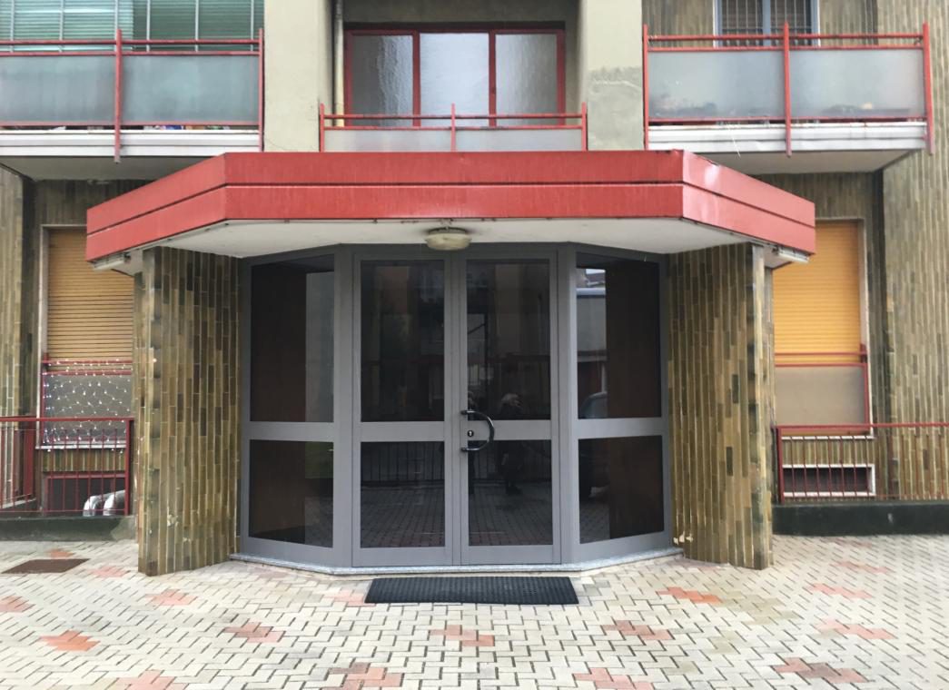 Locale commerciale in vendita a Milano