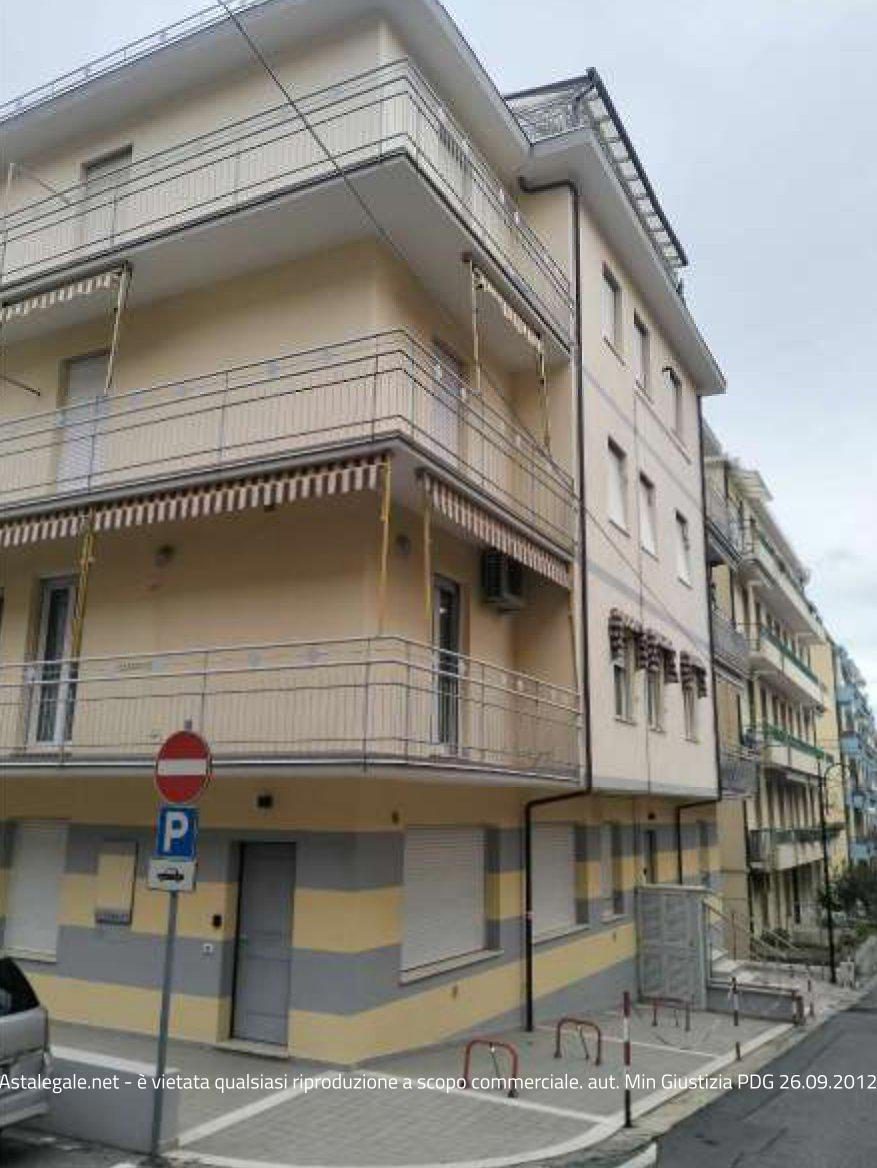 Quadrilocale in vendita a Laigueglia