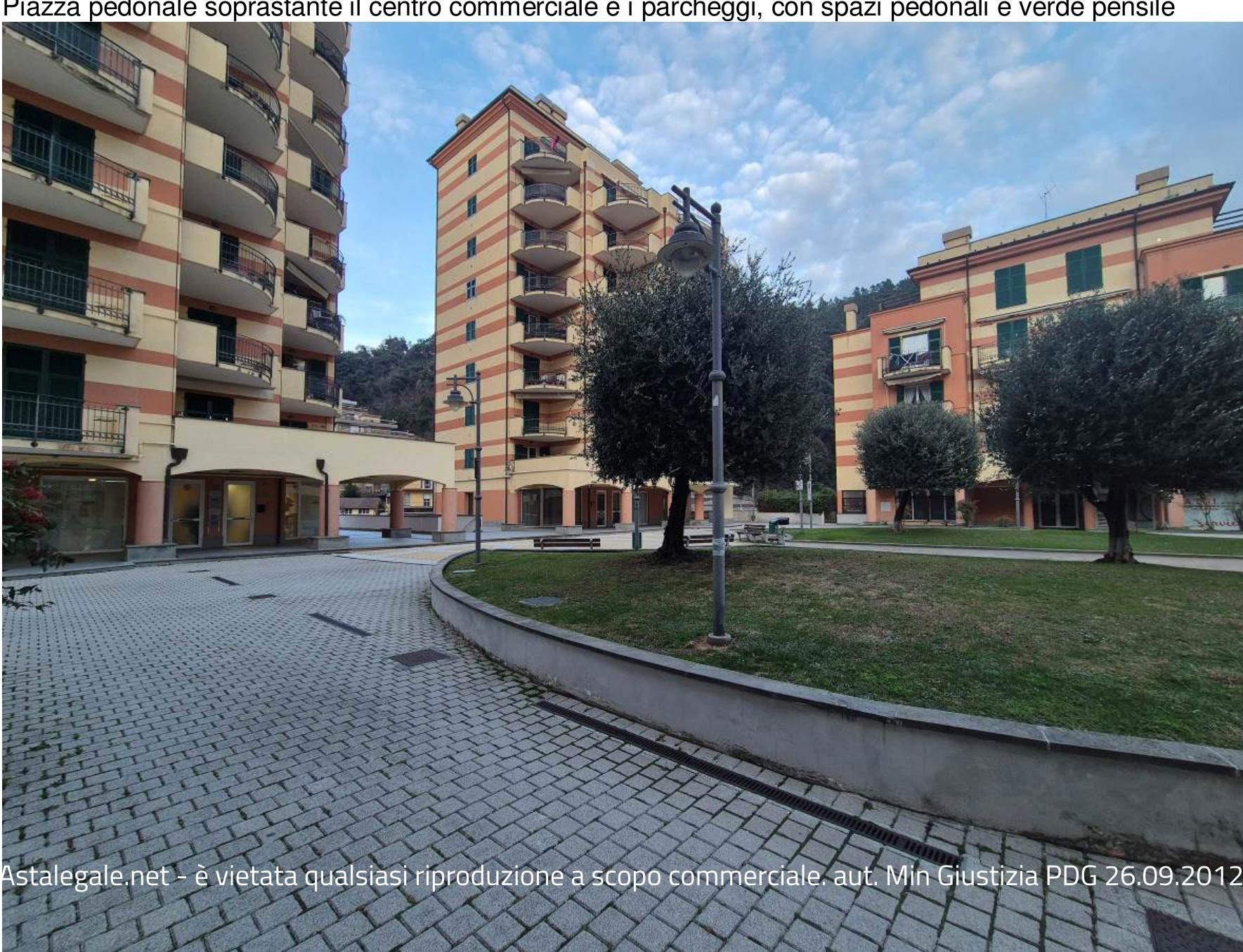 Locale commerciale in vendita a Varazze