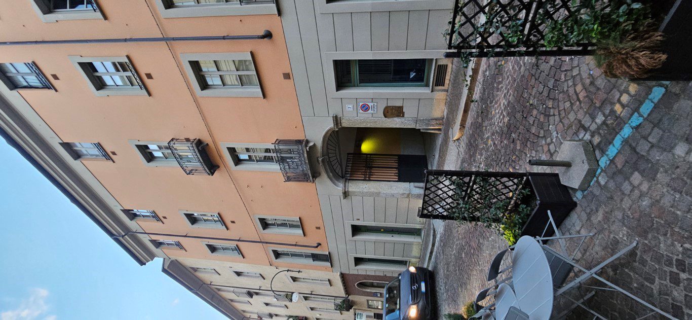 Locale commerciale in vendita a Torino