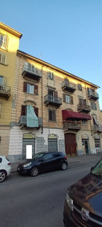 Locale commerciale in vendita a Torino
