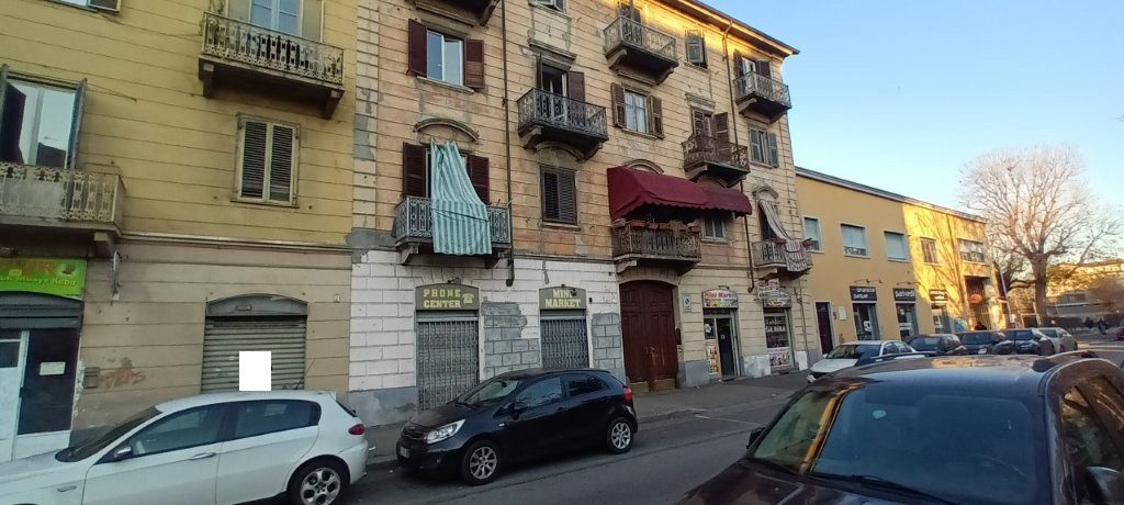 Locale commerciale in vendita a Torino