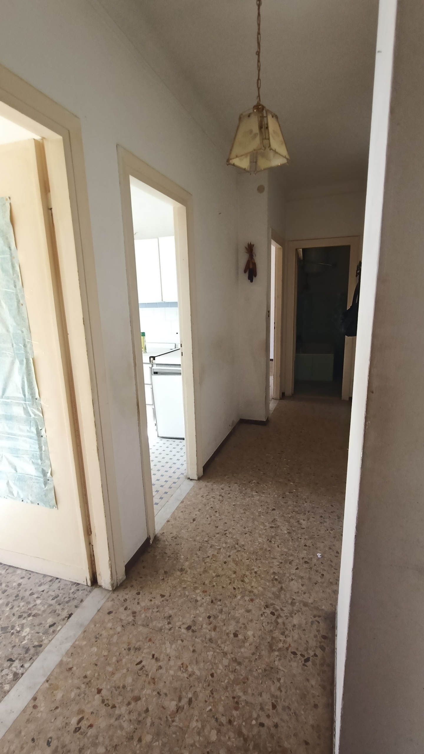 Quadrilocale da ristrutturare a San Remo