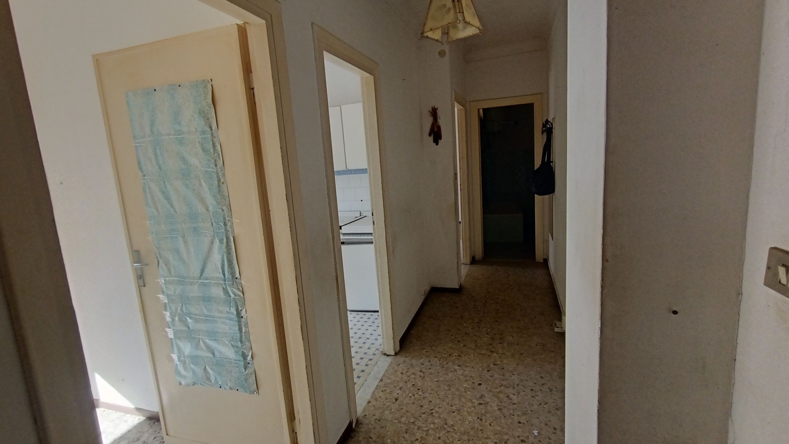 Quadrilocale da ristrutturare a San Remo