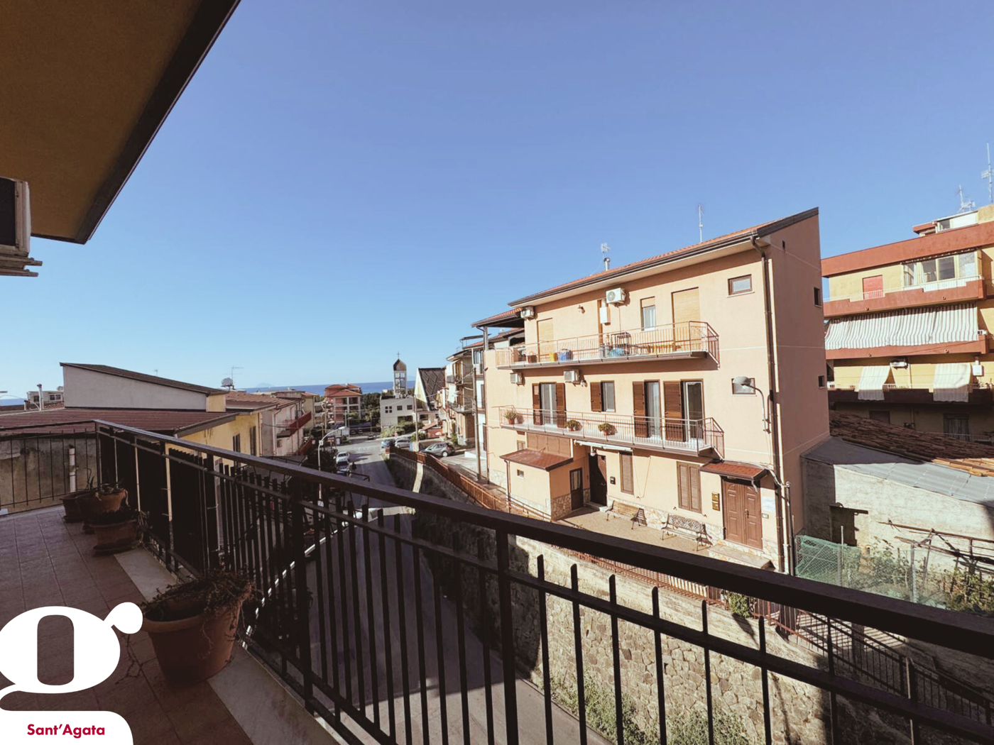 Appartamento ristrutturato a Sant'Agata di Militello