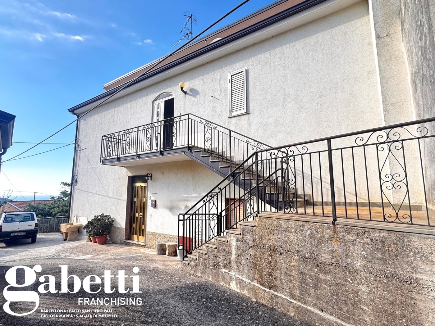 Trilocale nuovo a Sant'Agata di Militello