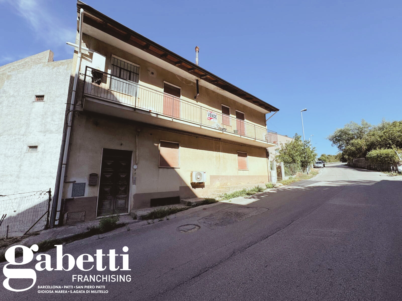 Casa indipendente con giardino a Galati Mamertino