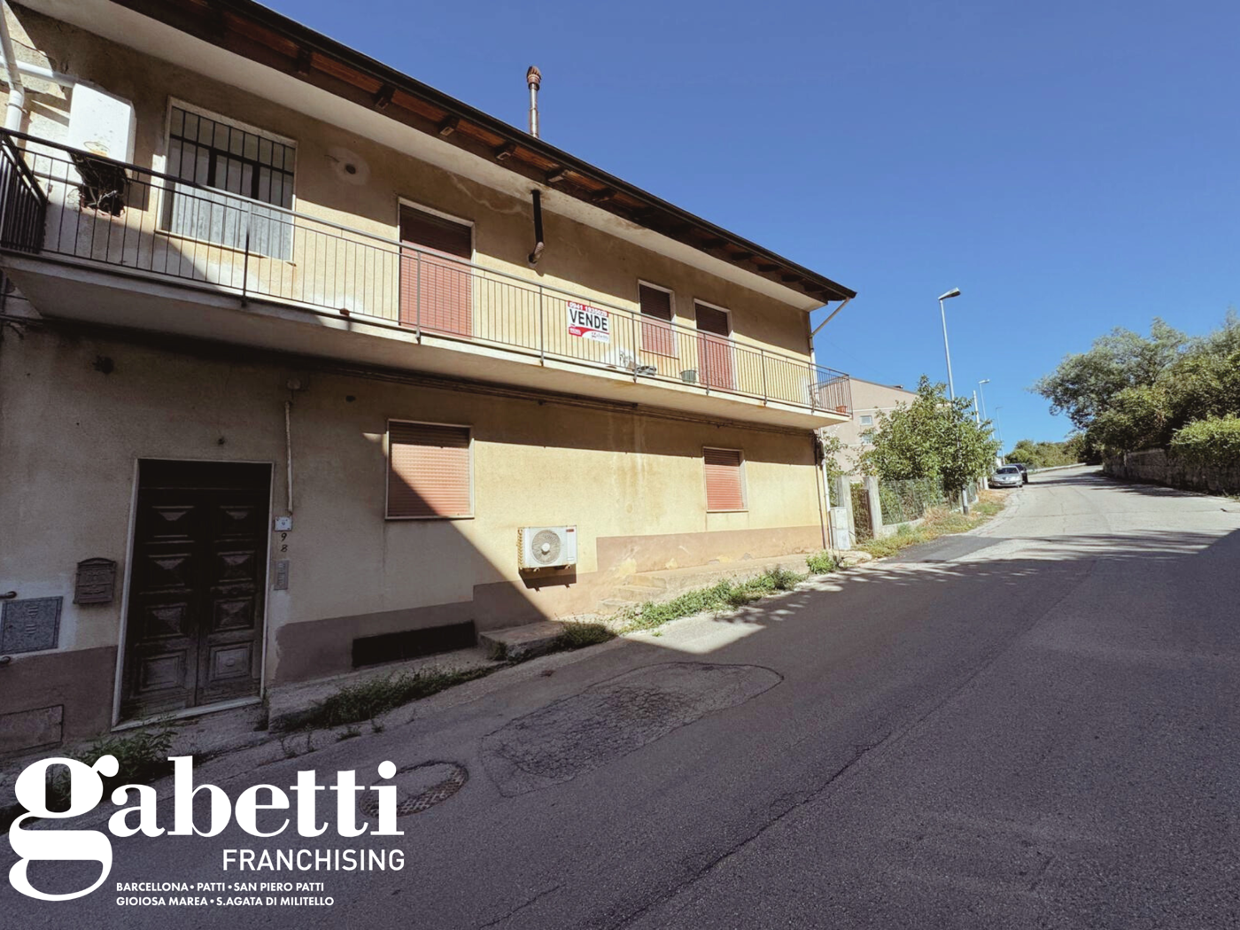 Trilocale in vendita a Galati Mamertino